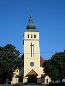 450px-Bialosliwie_church